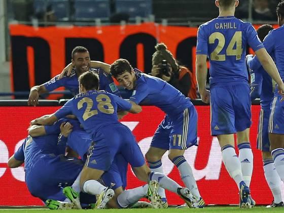 Torres stays hot, Chelsea advances to Club World Cup final | Seattle Metro Magazine fernando-torres-12-13