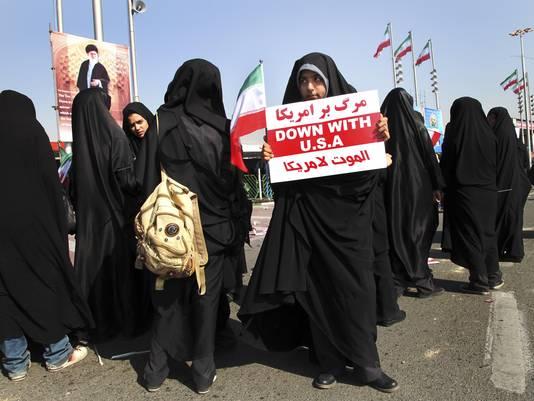 Ahmadinejad: I’ll talk with U.S. if pressure stops