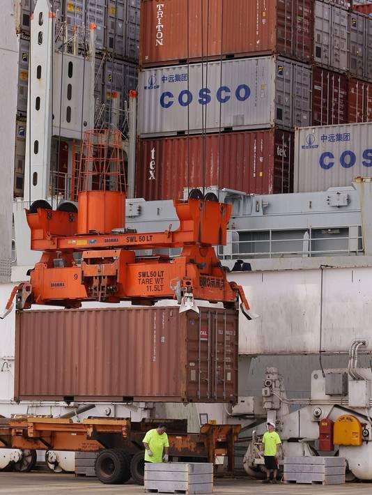 New GDP estimate shows economy grew 0.1% in 4Q