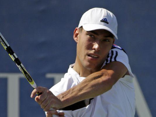 Janovicz advances to Stockholm Open quarterfinals
