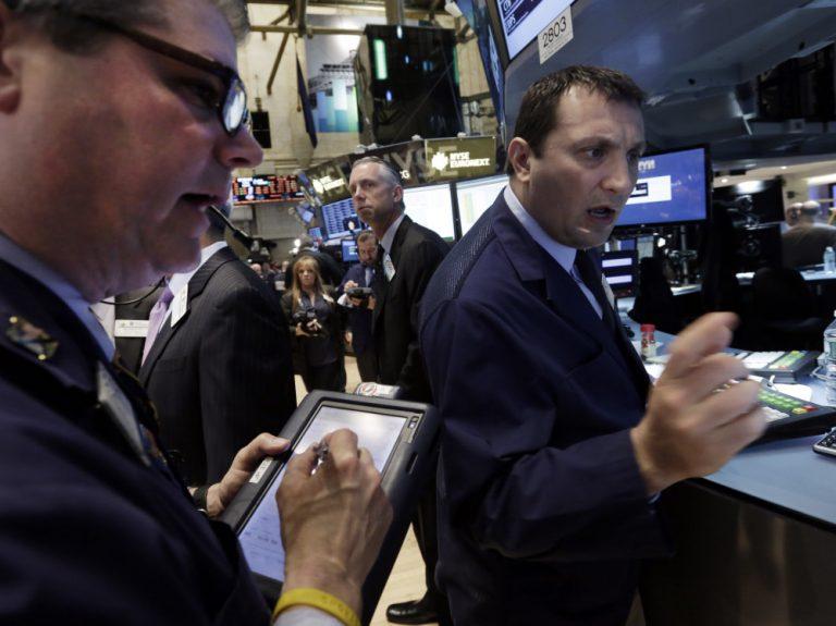 Great rotation: Investors dump growth stocks, buy value