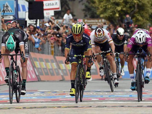 Australia’s Ewan wins 7th stage of Giro; Jungels keeps lead