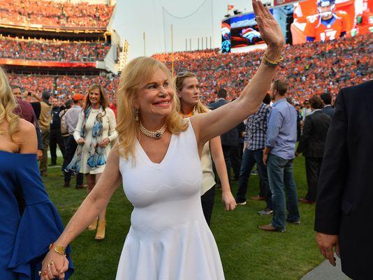 Annabel Bowlen, wife of Broncos owner Pat Bowlen, announces Alzheimer's diagnosis