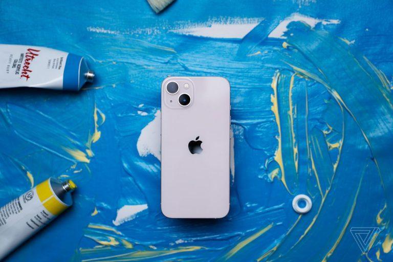 iPhone 13 review: yep, bigger batteries are better