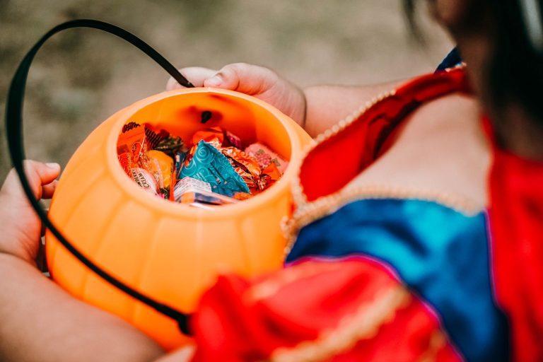 Trick or treat: Research finds favorite candy in each state