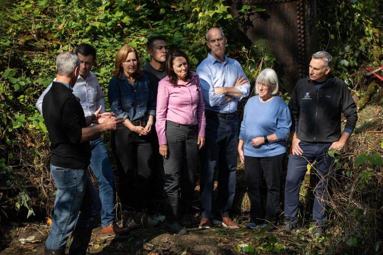 Washington candidates spin contrasting economic narratives