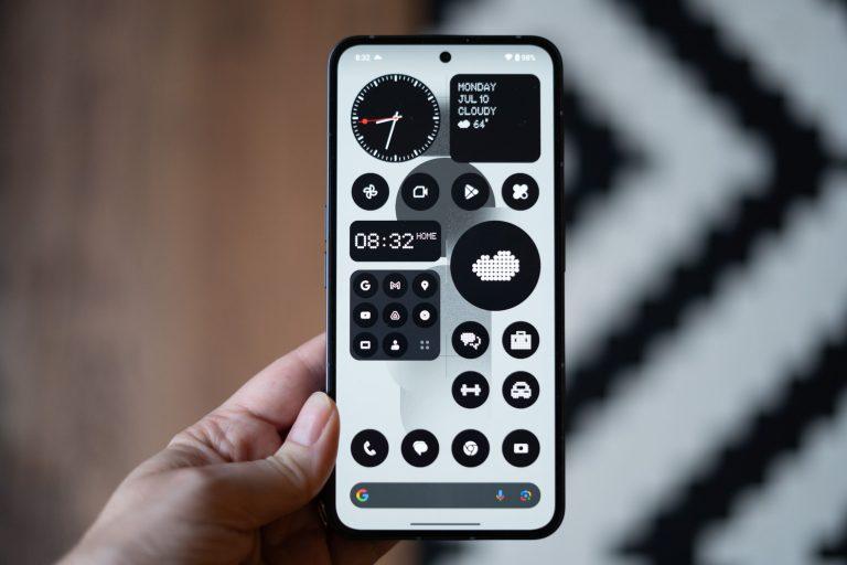 Nothing Phone 2 review: the vibes abide