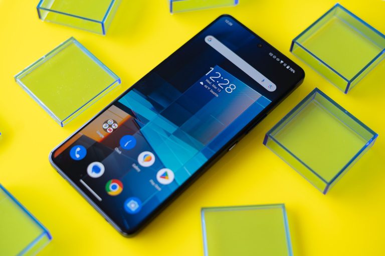 Asus Zenfone 11 Ultra review: just another big phone