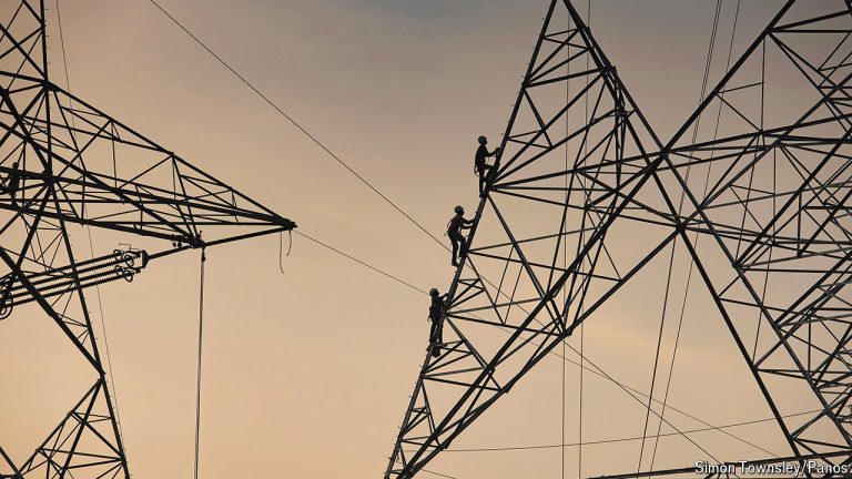 AI and other tricks are bringing power lines into the 21st century