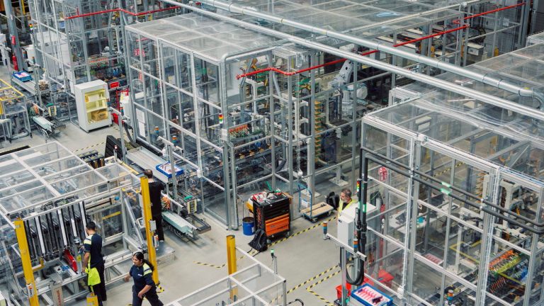 Northvolt announces more cuts, worrying investors