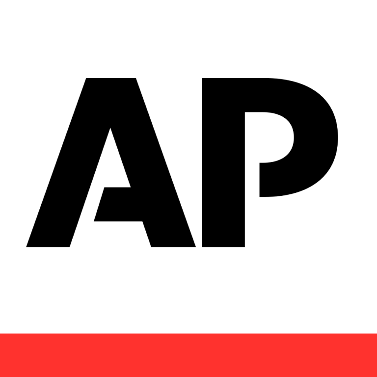 Trump asks Supreme Court to allow him to end humanitarian parole for 500,000 people from 4 countries