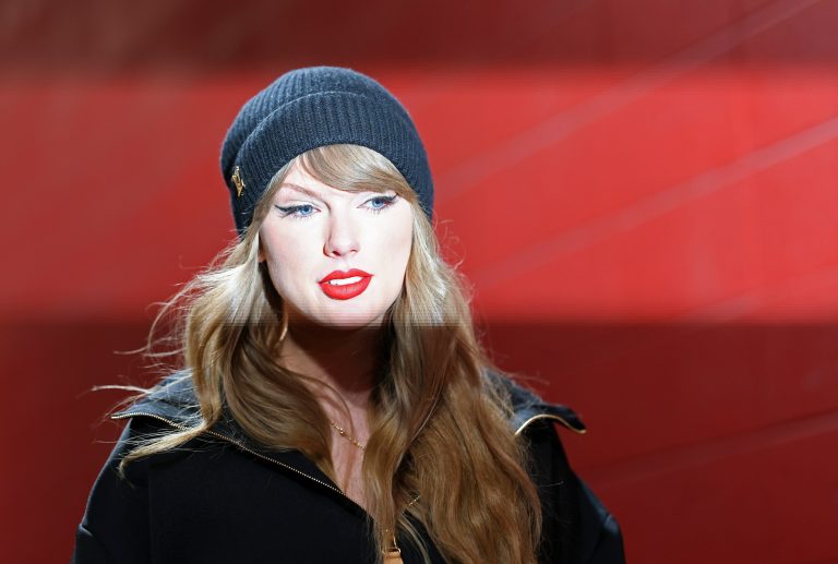 Taylor Swift’s 12th announced at 12:12AM on the 12th