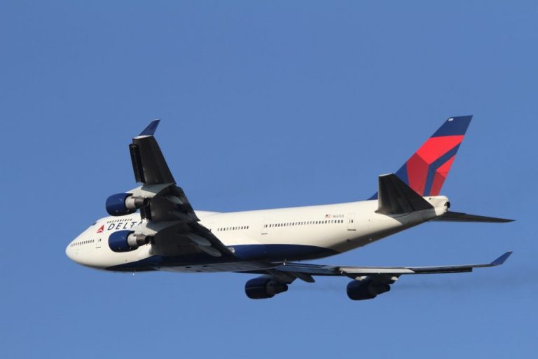 Major US Airline Cuts Flights to Cuba, Miami, and Other Popular Hotspots