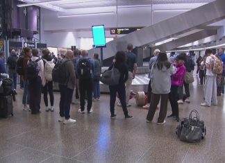SEA Airport braces for busiest Thanksgiving travel day on Sunday