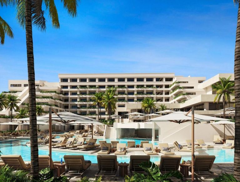 Hyatt Unveils Secrets Mirabel Cancun, Adding a New Benchmark to Mexico’s Luxury All-Inclusive Market