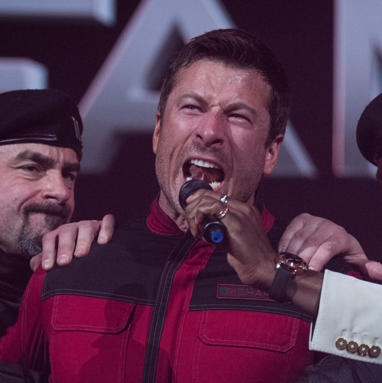 The Running Man is a propulsive tribute to ’80s action movies