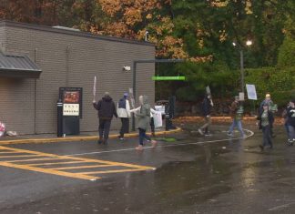 Starbucks workers picket on Red Cup Day as nationwide strike disrupts Seattle locations