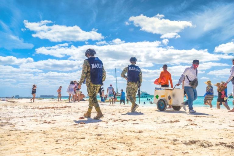 Cancun Deploys Over 7,000 Police Offices To Protect Tourists