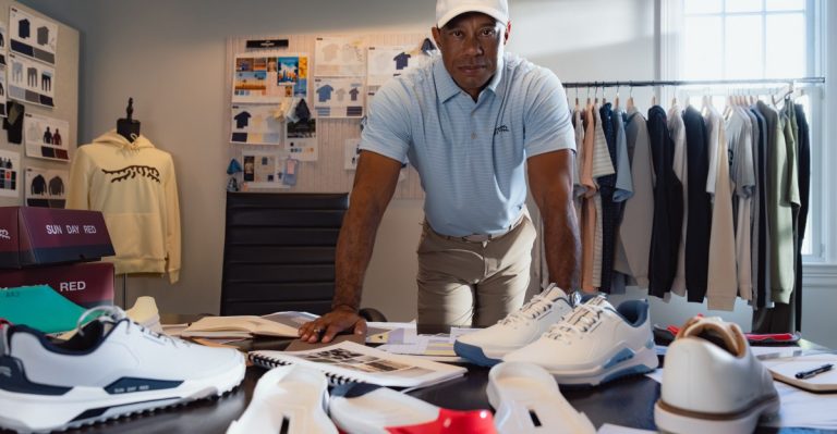 Tiger Woods’ Sun Day Red has a new and advanced spikeless shoe