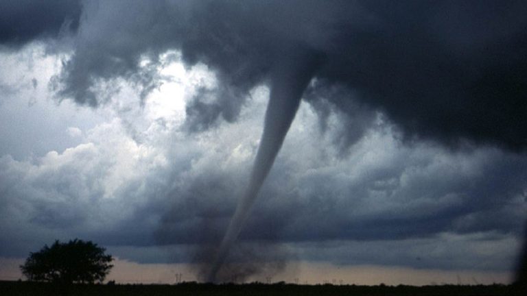 Oklahoma Under Severe Thunderstorm Warning As Powerful Storm Hits