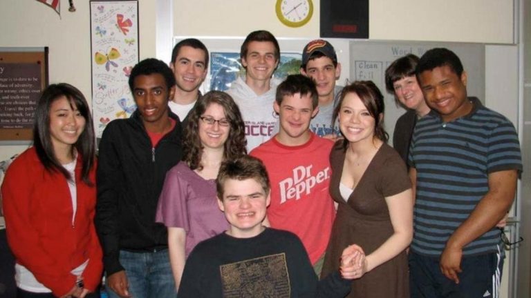 Emotional potluck honors lives of Danielle and Nick Cuvillier, slain Mercer Island family