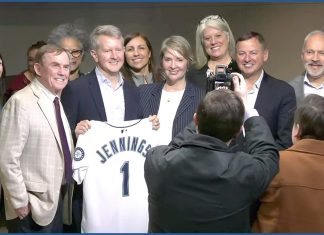 Ken Jennings reveals ‘Jeopardy!’ ‘secret’ while accepting honors for local advocacy