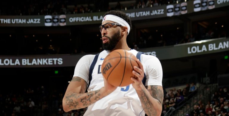 Anthony Davis’ injury could be blessing in disguise for Mavs