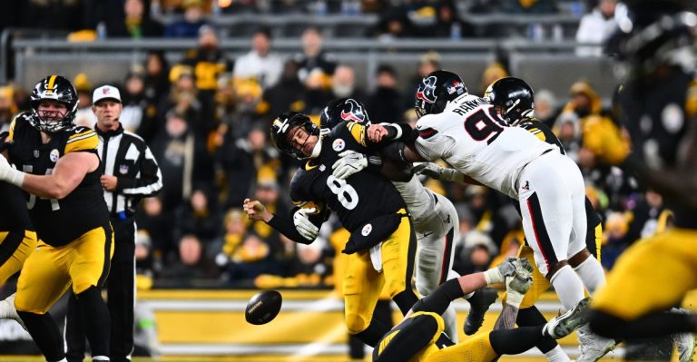The Pittsburgh Steelers need to stop lying to themselves