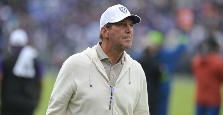 Ravens owner’s 2-word response to learning Mike Tomlin news is perfect in every way