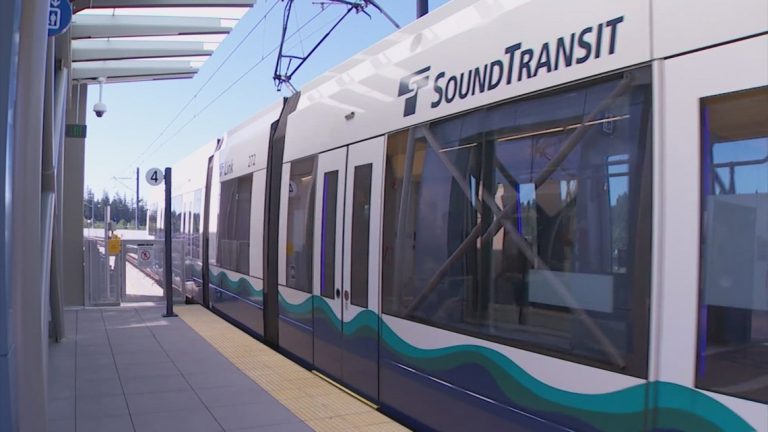 1 Line service resumes after brief closure at Lynnwood City Center station