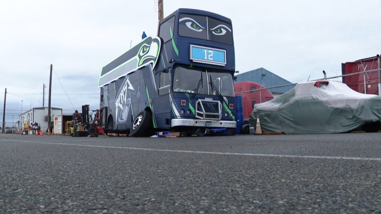 ‘Hawk-rod’ and ‘Beast Bus’ part of Super Bowl convoy from Seattle to California