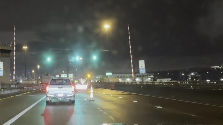 2 northbound lanes of SR 99 closed at 1st Avenue S Bridge for maintenance; delays expected