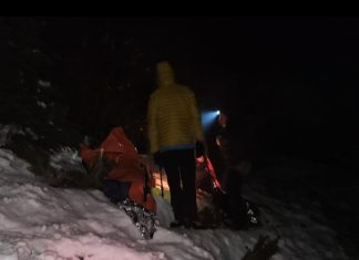 2 hikers airlifted from Mount Ellinor