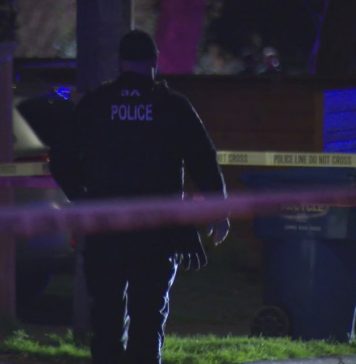 Kansas man accused of shooting at Seattle police officers