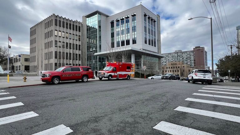 Roughly 20 people potentially exposed to fentanyl at Snohomish County Courthouse
