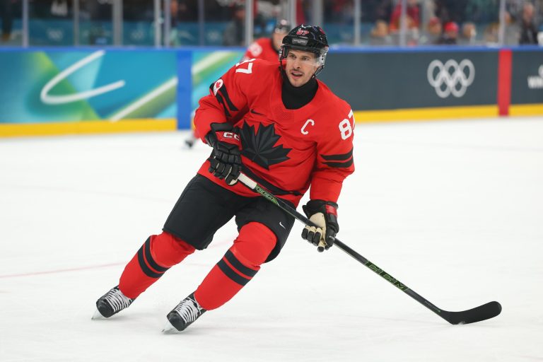 Sidney Crosby injury: Canadian star leaves Olympics with lower-body injury vs. Czechia