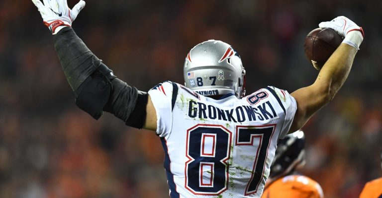 Rob Gronkowski, Charissa Thompson on their FOX family and the NFL