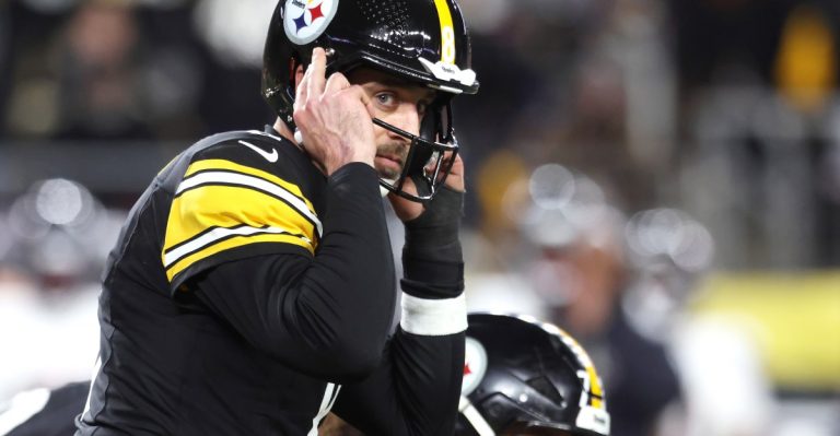 NFL free agency rankings 2026: Daniel Jones, Aaron Rodgers headline top QBs available
