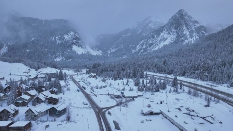 Blizzard Warning for Cascades, Wind Advisory in lowlands to go into effect Wednesday