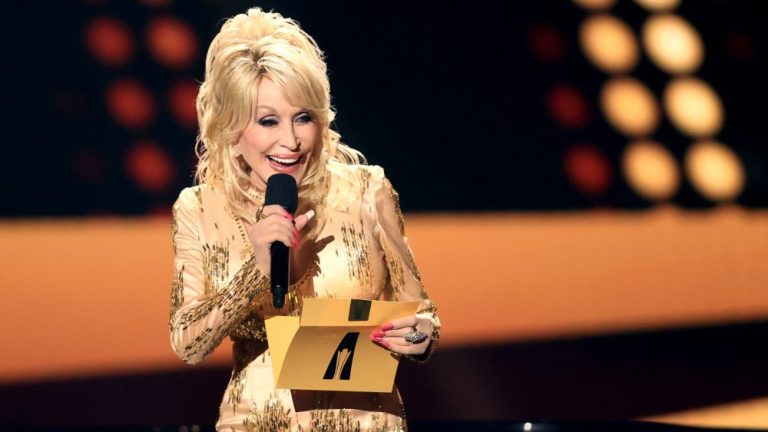 Dolly Parton Was ‘Worn Down and Worn Out’ After Health Issues and Her Husband’s Death: ‘I Needed to Build Myself Back Up’