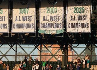 Seattle Mariners Opening Day: PHOTOS