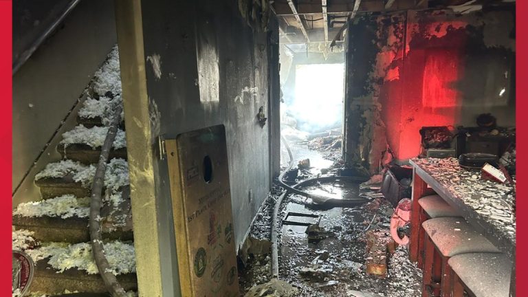 Eastbound lanes of state Route 204 reopen after house fire in Lake Stevens