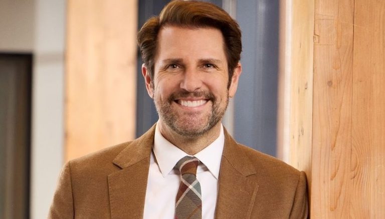 Damon Whiteside to Step Down as CEO of the Academy of Country Music After Six Years