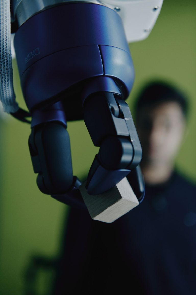 When Robots Have Their ChatGPT Moment, Remember These Pincers