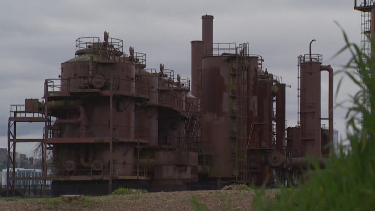 Deadly falls, a lawsuit, and a deadline: Why Gas Works Park is changing now