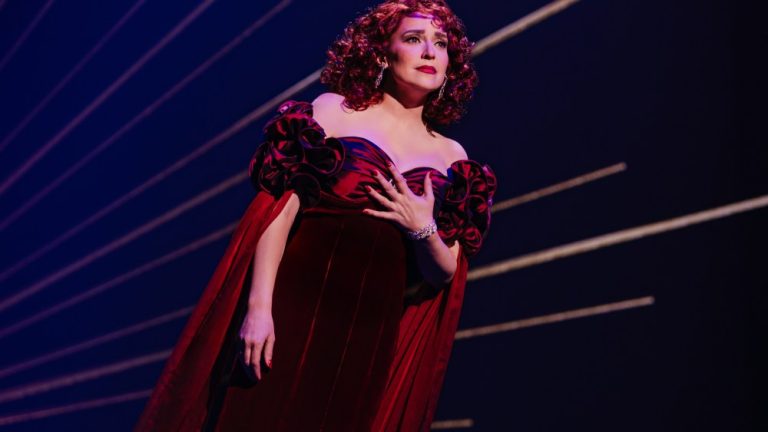 ‘Beaches’ Broadway Review: Soulless and Uninspired Musical Remake of Beloved Film Washes Ashore