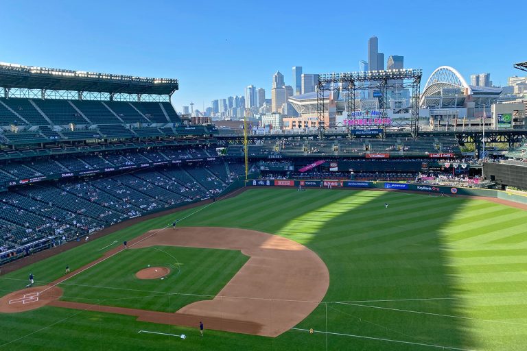 Best Food at T-Mobile Park in Seattle According to a Local