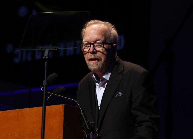 Don Schlitz, Revered Songwriter Behind ‘The Gambler,’ ‘Forever and Ever, Amen,’ ‘When You Say Nothing at All’ and Other Country Classics, Dies at 73