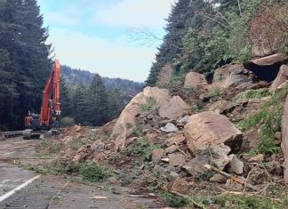 Northbound I-5 reopens south of Bellingham after monthlong work to clear landslide
