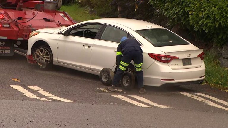 17-year-old boy injured in Rainier Beach shooting, driven to Skyway